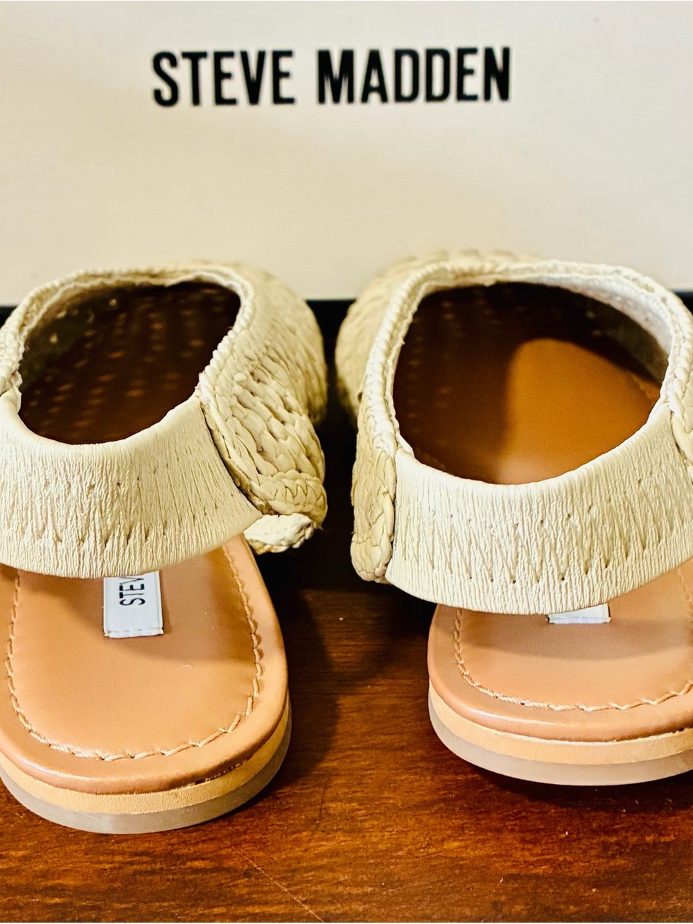 Steve Madden Slingback Flats, 6.5 - Picture 2 of 4